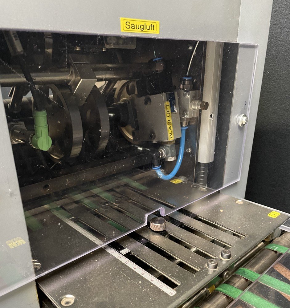 HVS TFM-FM 75-4 - KS Prospektfalzgerät