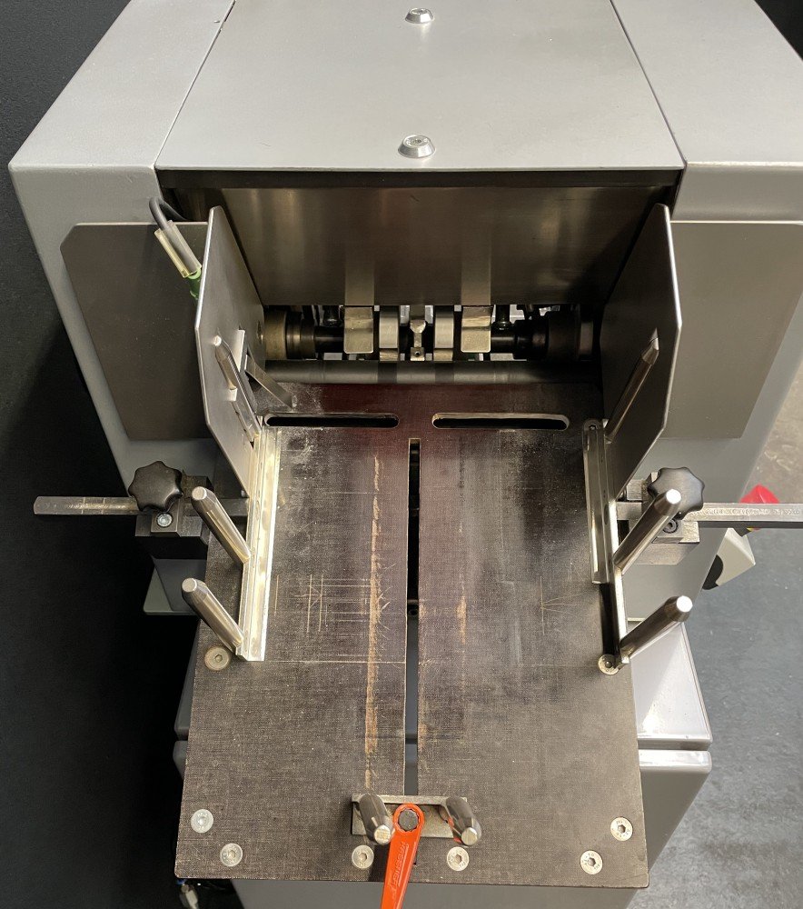 HVS TFM-FM 75-4 - KS Prospektfalzgerät