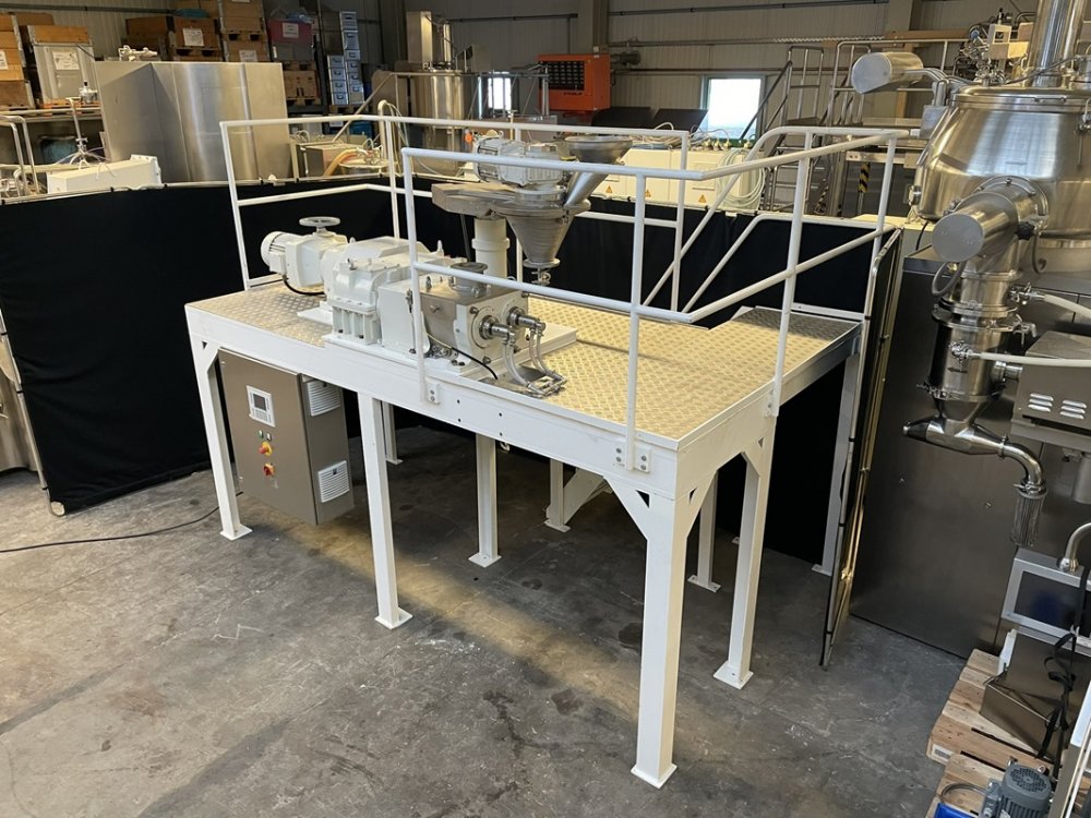 HOSOKAWA ALPINE Typ K 200 / 100 Kompaktor