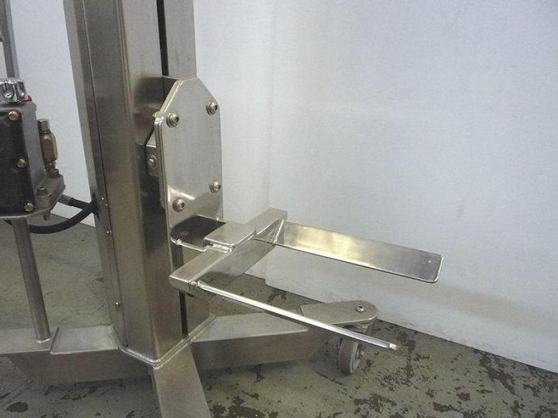 MECHANDLING 502 Hebehilfe für Folienrollen