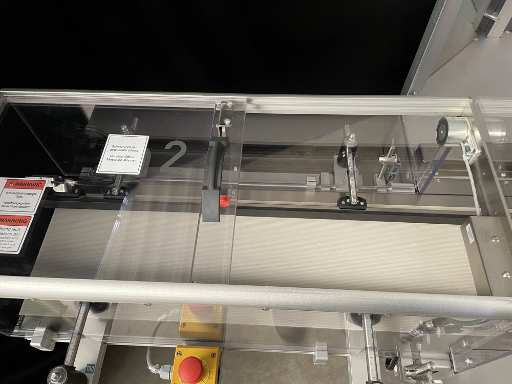 PESTER PEWOFOLD 2 cellophaneuse avec groupeuse PEWO-COLLECT