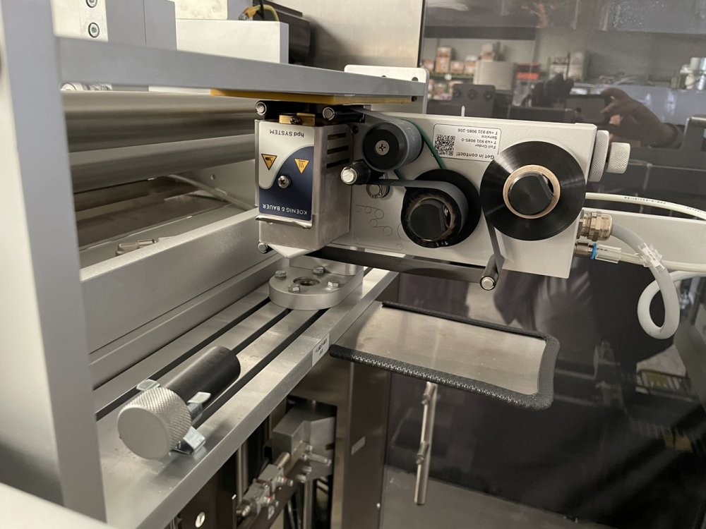 PESTER PEWOFOLD 2 cellophaneuse avec groupeuse PEWO-COLLECT