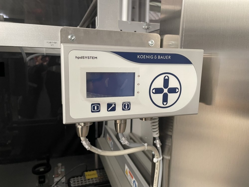 PESTER PEWOFOLD 2 cellophaneuse avec groupeuse PEWO-COLLECT