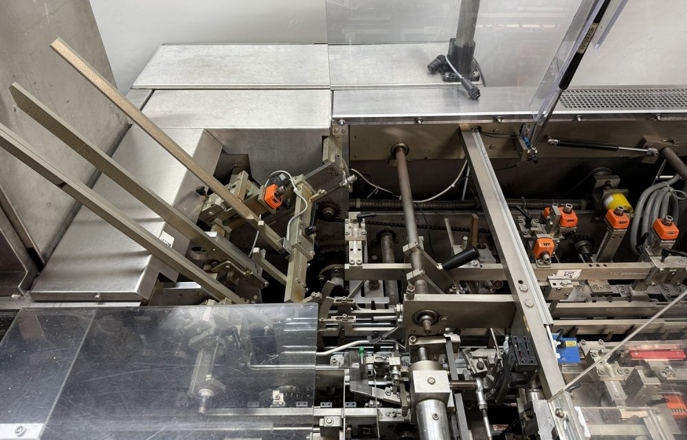BOSCH CAR T5 Cartoner for bottles