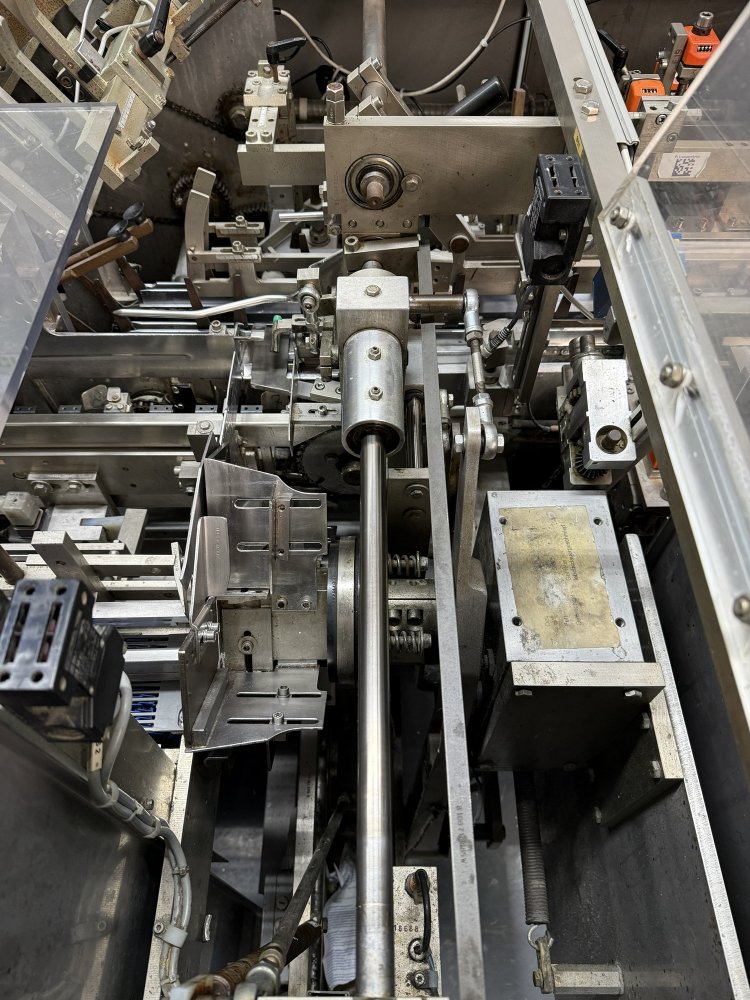 BOSCH CAR T5 Cartoner for bottles