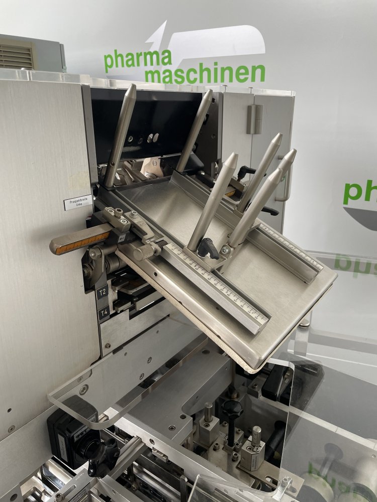 UHLMANN C 130 Encajadora con alimentador de blísteres