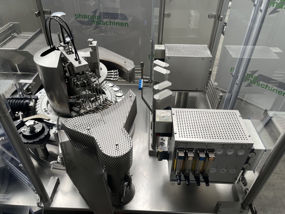 BAUSCH + STRÖBEL AFV 4015 Ampoule Filling-/Closing Machine