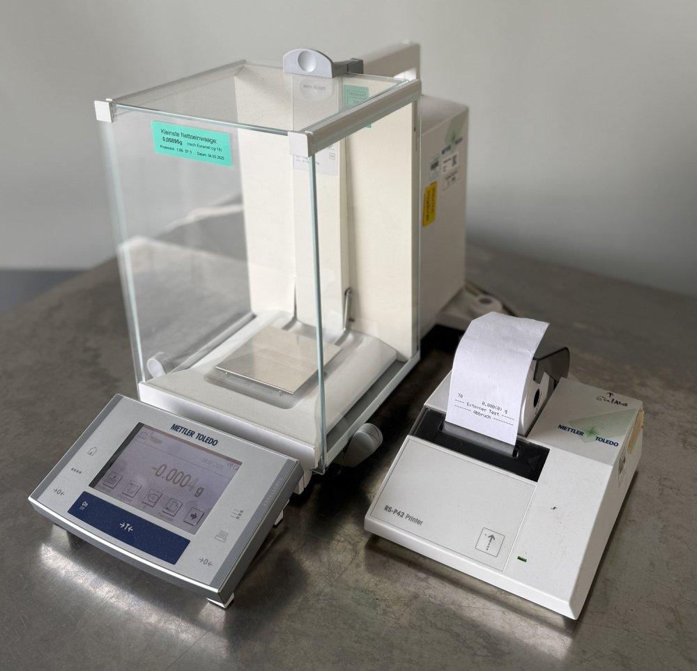 METTLER TOLEDO XS 204 Analysenwaage mit Drucker RS-P42